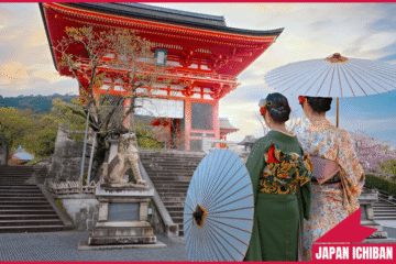 Top Travel Tips & Itineraries for 2025